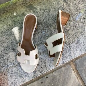 Hermes Oasis Sandals 36